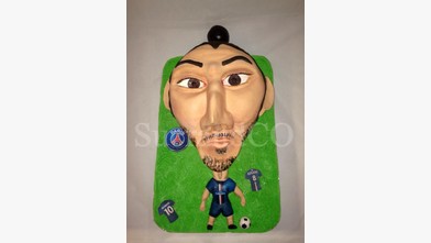 Gâteau d'anniversaire enfant caricature Zlatan Ibrahimovic PSG pour Adnane 8 ans fan ile-de-france