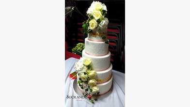 Pièce montée mariage gateau pour Haifa et Karim theme blanc fleurs rose wedding cakes paris